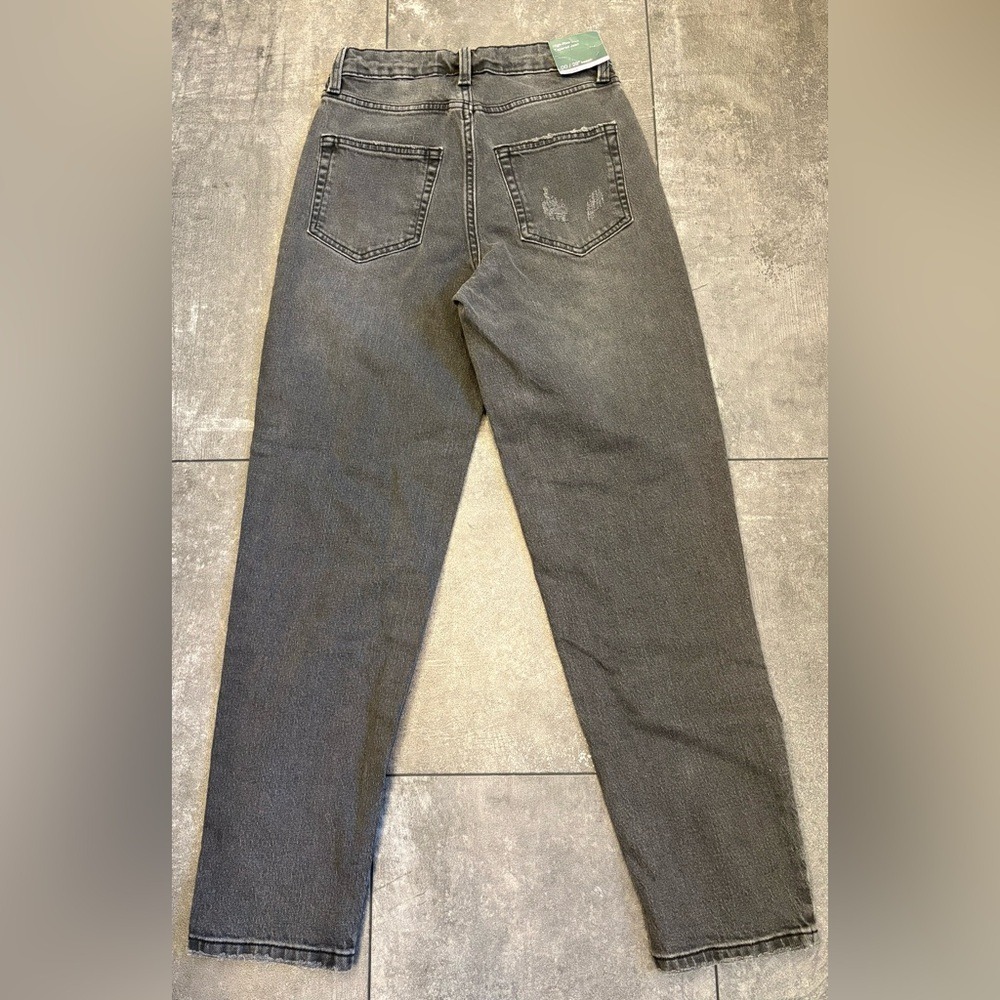NEW Wild Fable High-Rise Tapered Jean Black Distressed Denim Size 00 - Picture 2 of 3